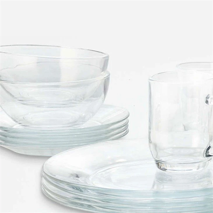 clear glass plates 5